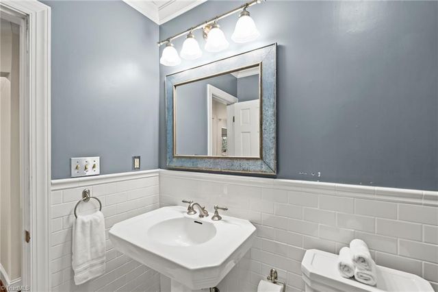 421 Gatewood Avenue, High Point, NC 27262