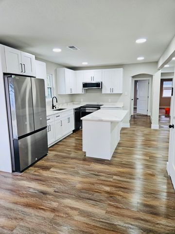 5000 Wyoming Trail, North Richland Hills, TX 76180