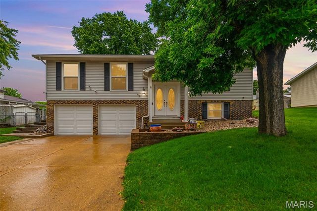 43 Kimberly Lane, St Peters, MO 63376