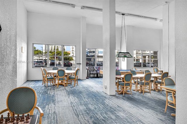 18041 Biscayne Blvd 1202, Aventura, FL 33160