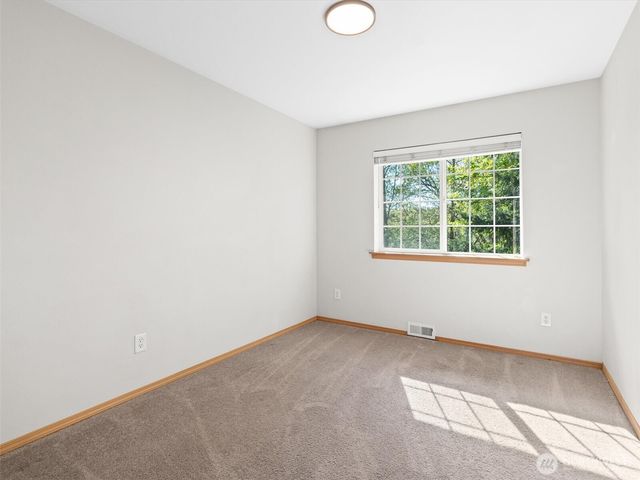 5062 23rd Avenue SW, Seattle, WA 98106
