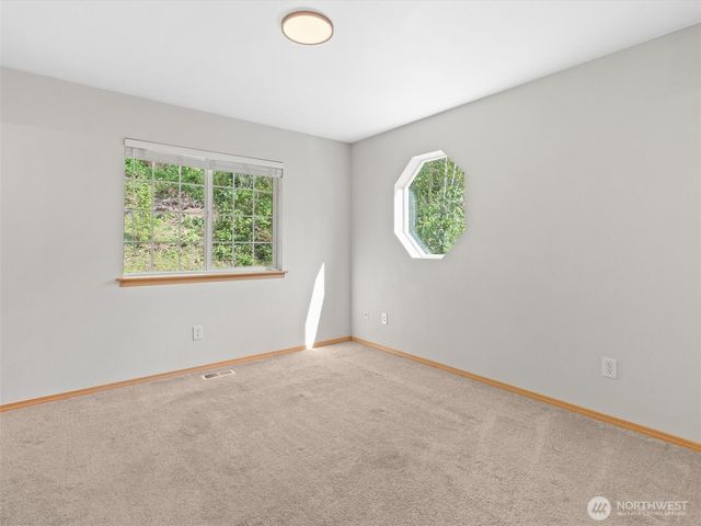 5062 23rd Avenue SW, Seattle, WA 98106