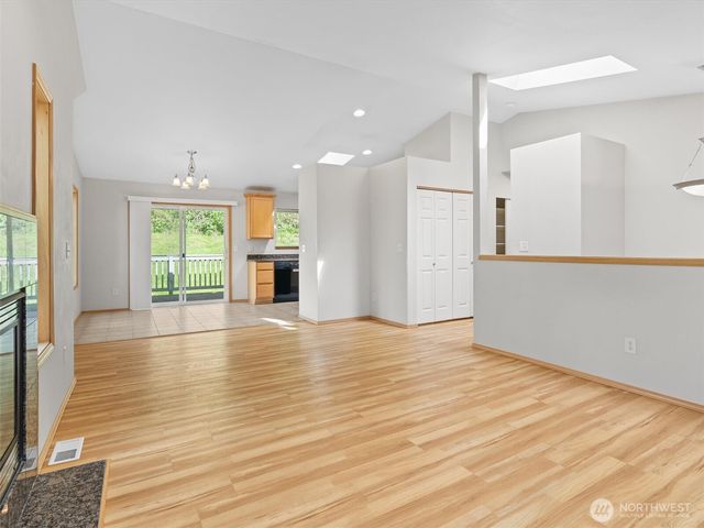 5062 23rd Avenue SW, Seattle, WA 98106