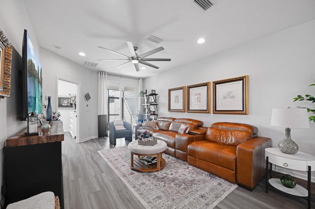 198 Pine Bluff Dr, St Augustine, FL 32092