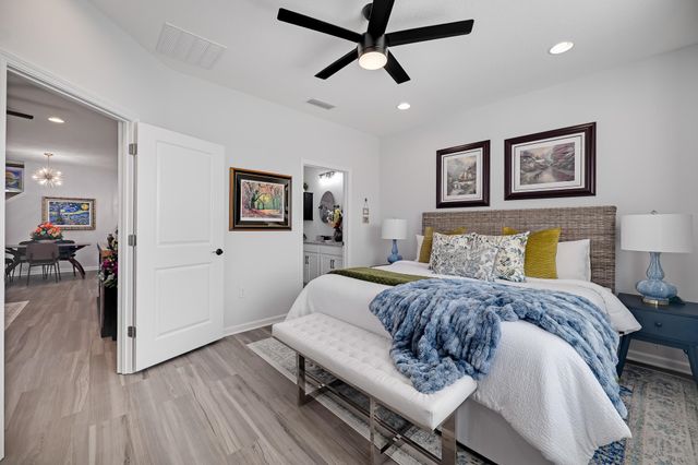 198 Pine Bluff Dr, St Augustine, FL 32092