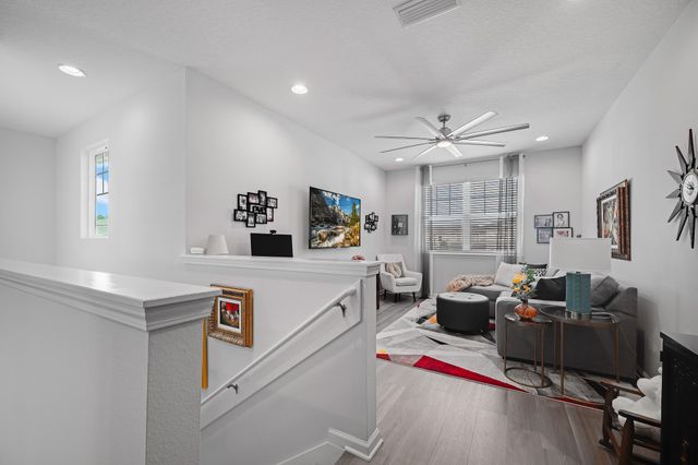 198 Pine Bluff Dr, St Augustine, FL 32092