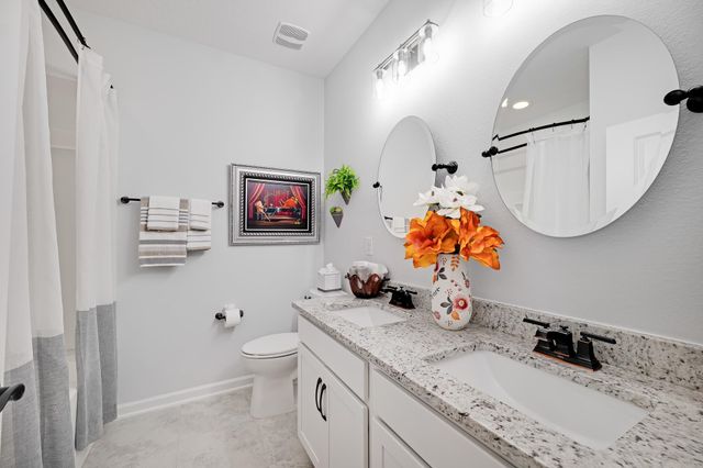 198 Pine Bluff Dr, St Augustine, FL 32092