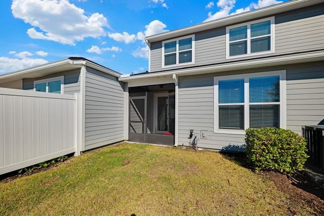 198 Pine Bluff Dr, St Augustine, FL 32092