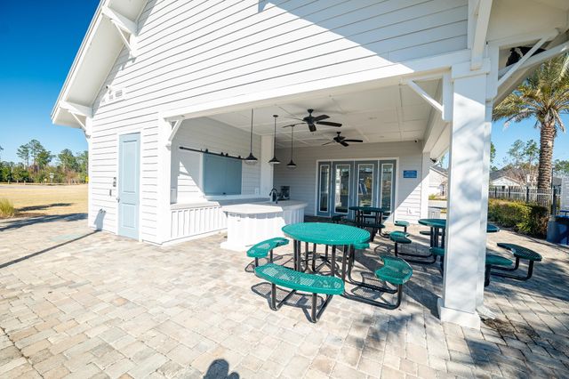 198 Pine Bluff Dr, St Augustine, FL 32092