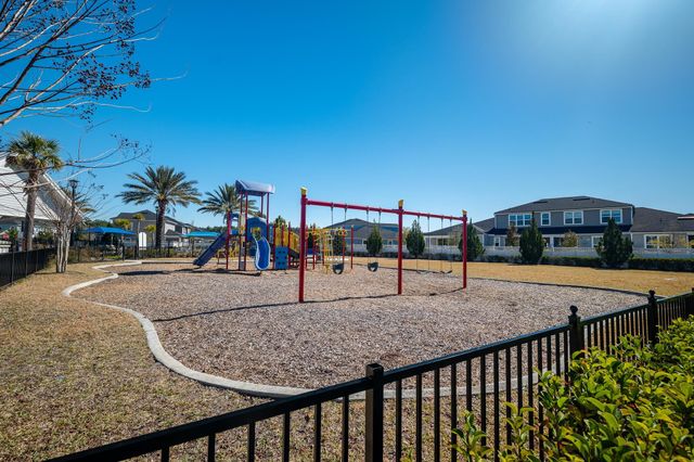 198 Pine Bluff Dr, St Augustine, FL 32092