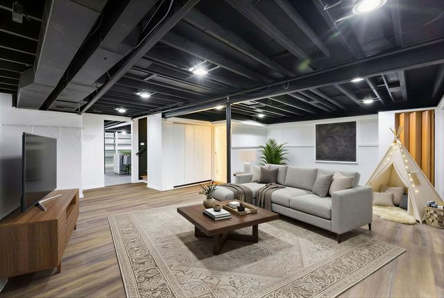 9539 Lorel Avenue, Skokie, IL 60077