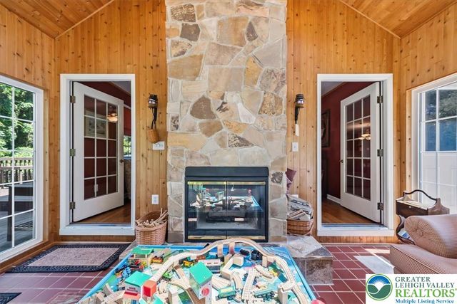 6470 Fawn Lane, Upper Saucon Twp, PA 18034
