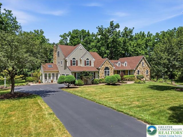6470 Fawn Lane, Upper Saucon Twp, PA 18034