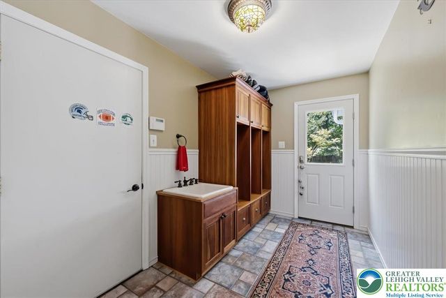 6470 Fawn Lane, Upper Saucon Twp, PA 18034