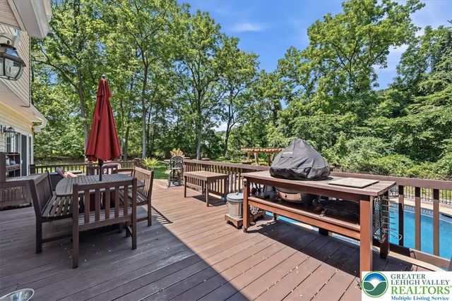 6470 Fawn Lane, Upper Saucon Twp, PA 18034