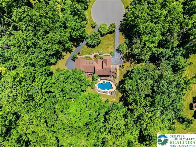 6470 Fawn Lane, Upper Saucon Twp, PA 18034