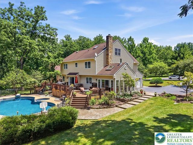 6470 Fawn Lane, Upper Saucon Twp, PA 18034