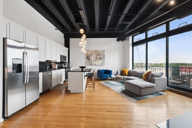 3151 N LINCOLN Avenue 509, Chicago, IL 60657