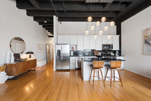 3151 N LINCOLN Avenue 509, Chicago, IL 60657