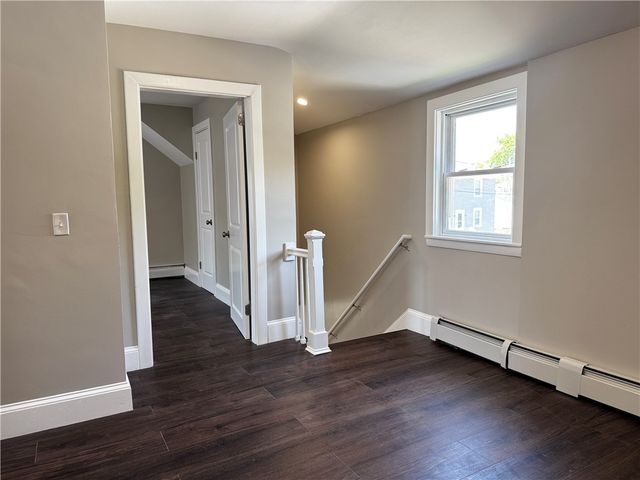 77 Ash Street, Lincoln, RI 02865