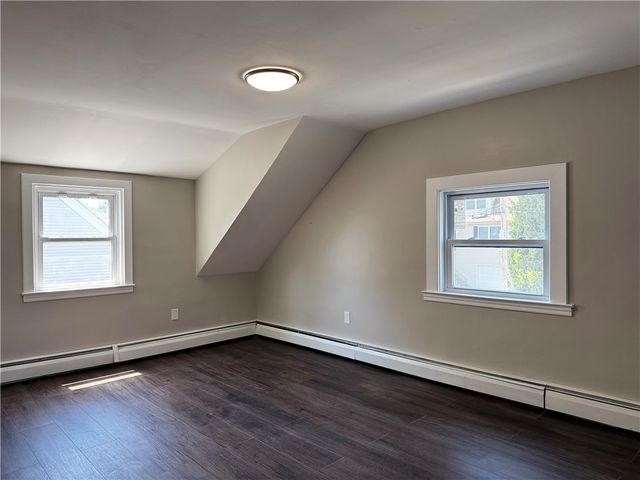 77 Ash Street, Lincoln, RI 02865