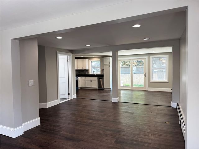 77 Ash Street, Lincoln, RI 02865