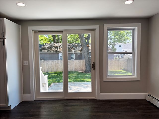 77 Ash Street, Lincoln, RI 02865