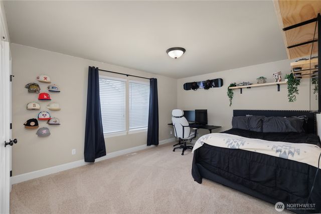 4132 90th Way SE, Olympia, WA 98501