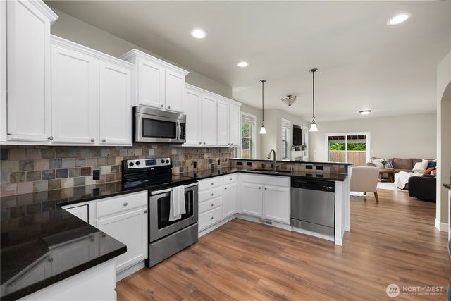 4132 90th Way SE, Olympia, WA 98501