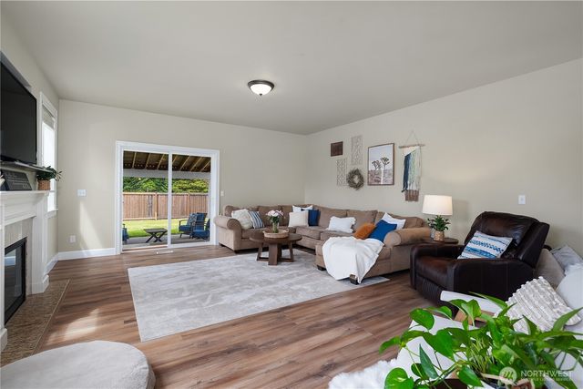 4132 90th Way SE, Olympia, WA 98501