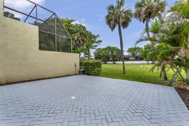 3926 Adra Avenue D54, Doral, FL 33178