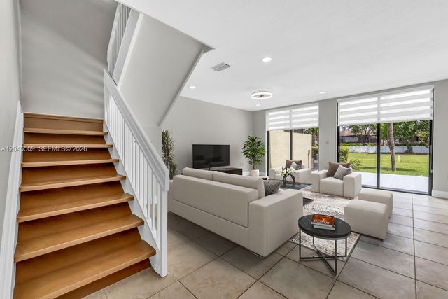 3926 Adra Avenue D54, Doral, FL 33178