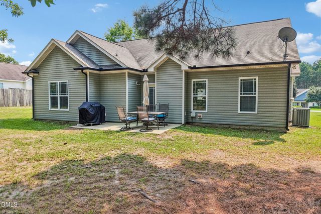 138 Gold Court, Broadway, NC 27505