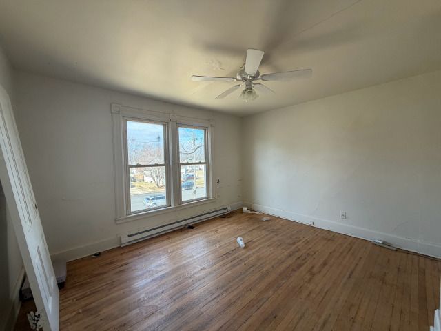 1211 S Carroll Avenue, Freeport, IL 61032