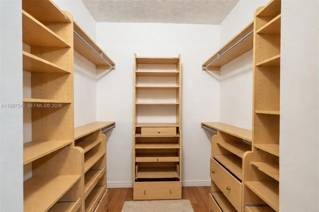 1453 Majesty Terrace, Weston, FL 33327