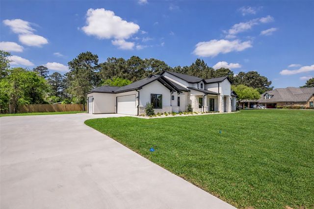 22420 Meadowhurst Circle W, Tomball, TX 77377