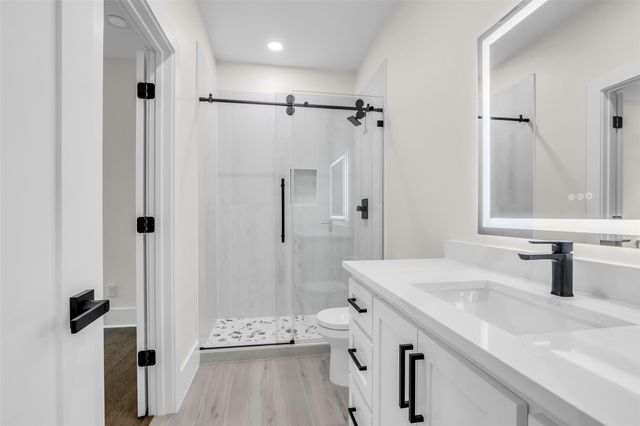 22420 Meadowhurst Circle W, Tomball, TX 77377