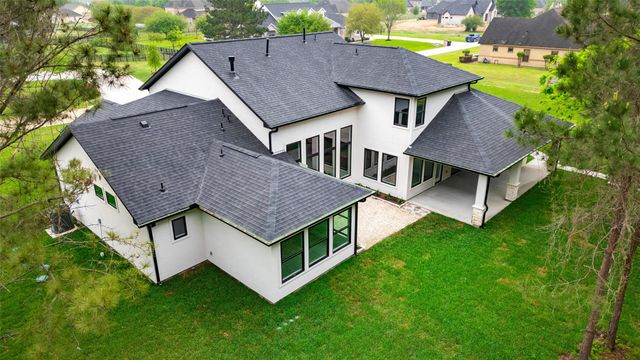 22420 Meadowhurst Circle W, Tomball, TX 77377