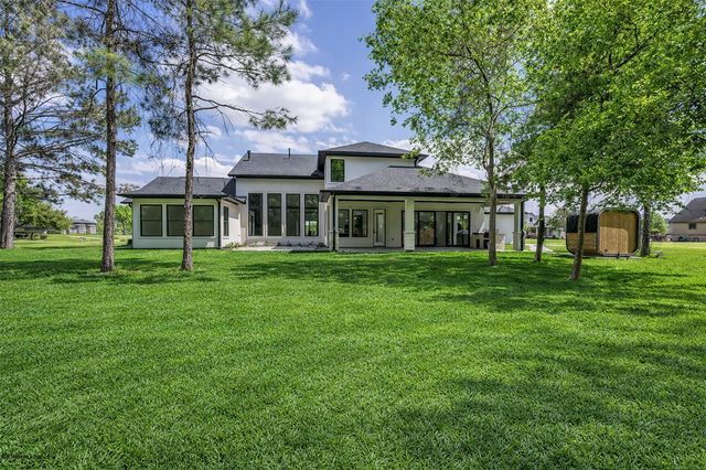 22420 Meadowhurst Circle W, Tomball, TX 77377