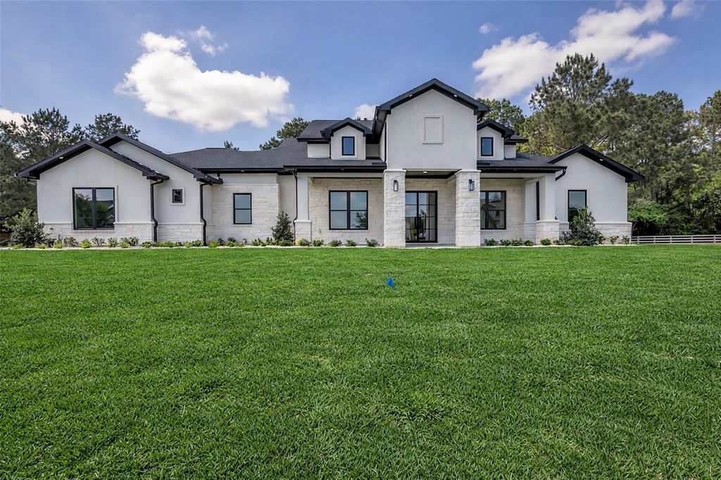 22420 Meadowhurst Circle W, Tomball, TX 77377