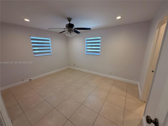 3011 N 74th Ave, Hollywood, FL 33024