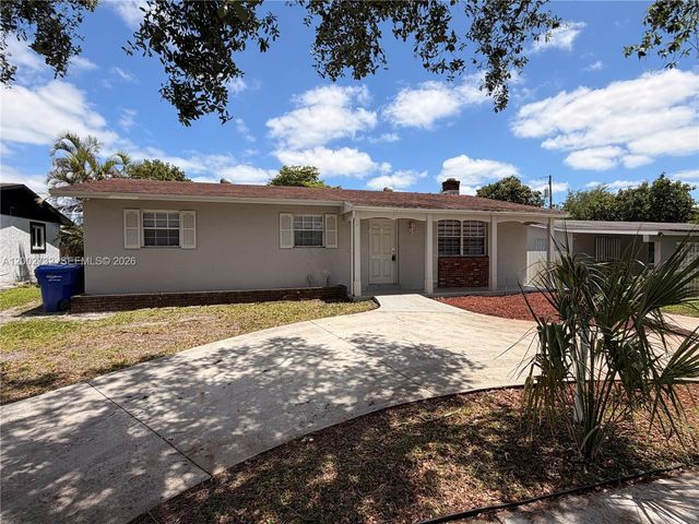 3011 N 74th Ave, Hollywood, FL 33024