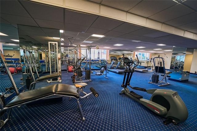 17275 COLLINS AV 312, Sunny Isles Beach, FL 33160