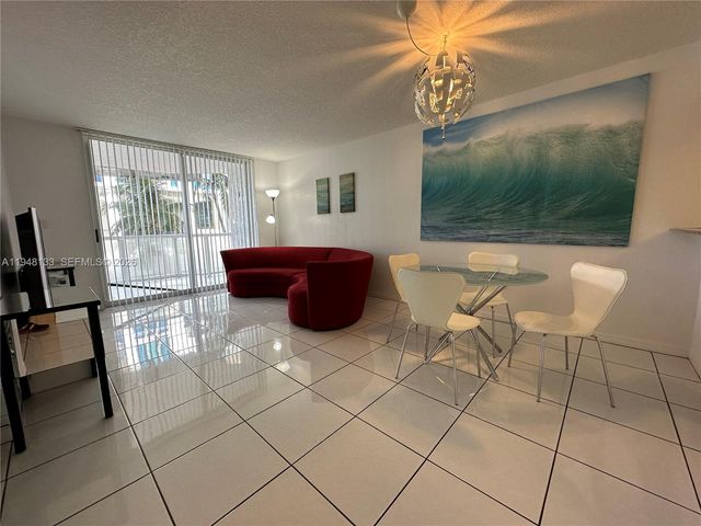 17275 COLLINS AV 312, Sunny Isles Beach, FL 33160