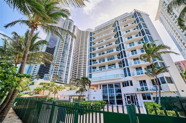 17275 COLLINS AV 312, Sunny Isles Beach, FL 33160