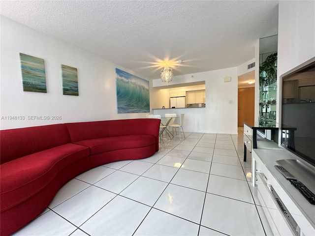 17275 COLLINS AV 312, Sunny Isles Beach, FL 33160