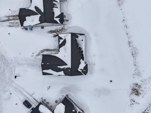 1910 Portland Cove, Huntertown, IN 46748