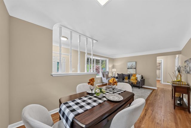 717 Madison Place, Ann Arbor, MI 48103