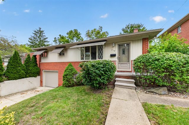717 Madison Place, Ann Arbor, MI 48103