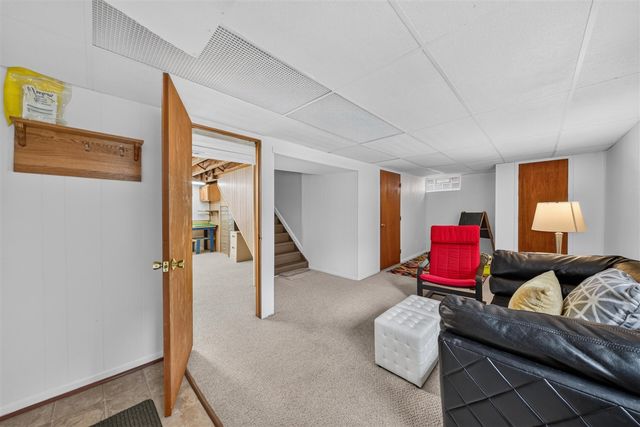 717 Madison Place, Ann Arbor, MI 48103